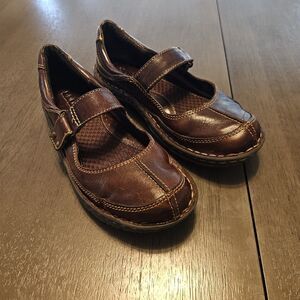 Born Shoes Women’s Split Toe Mary Jane  Brown Leather Size 7.5 38.5 Lagenlook
